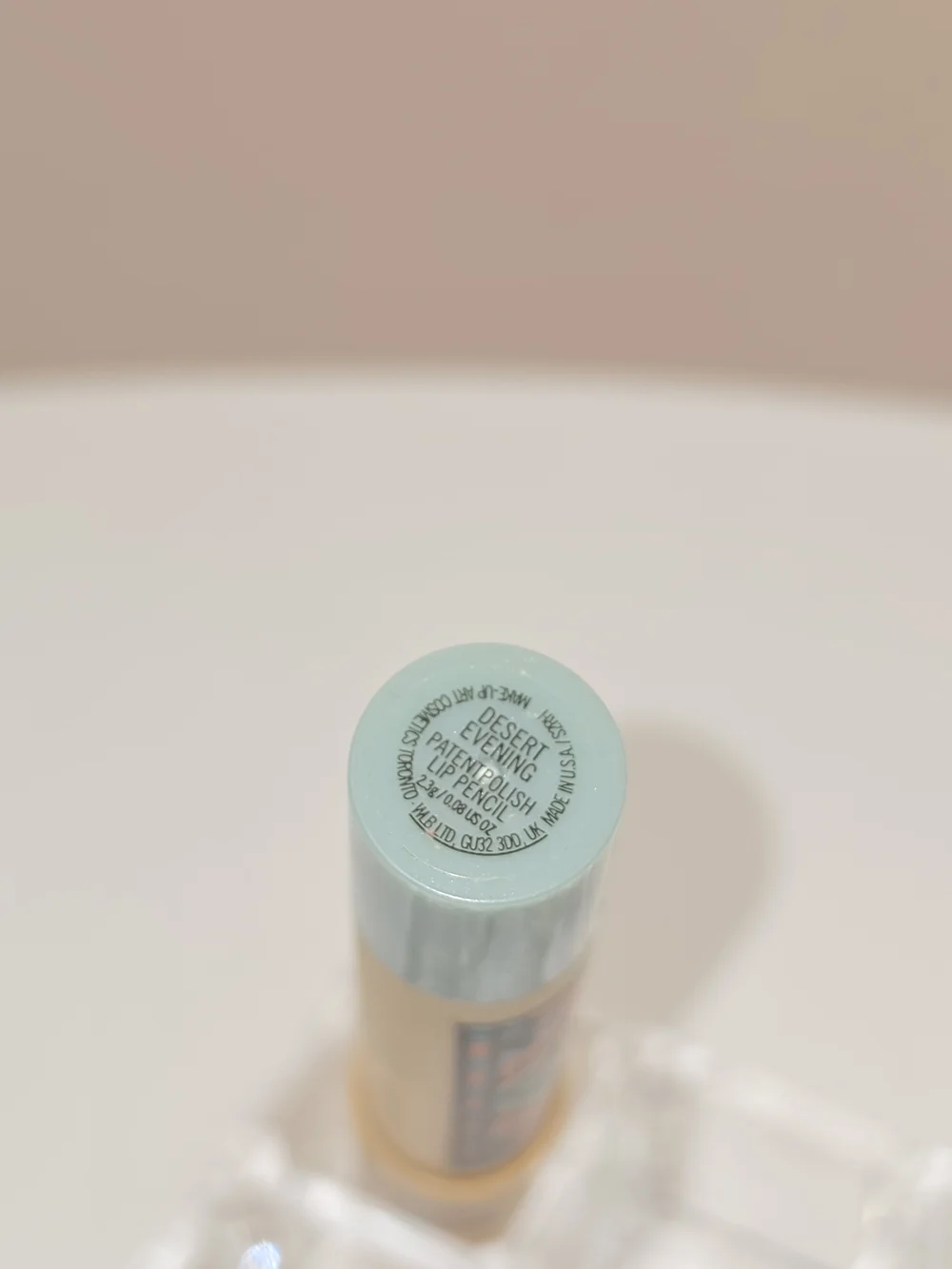 LIMITED EDITION MAC VIBE TRIBE PATENT POLISH LIP PENCIL- 